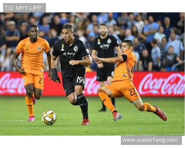 休斯顿迪纳摩迎战肯萨斯竞技双方争夺美职联关键积分 休斯顿迪纳摩迎战肯萨斯竞技双方争夺美职联关键积分