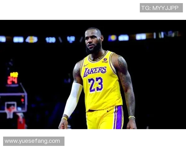 夏季联赛精彩对决快船与湖人争锋相对谁能笑到最后