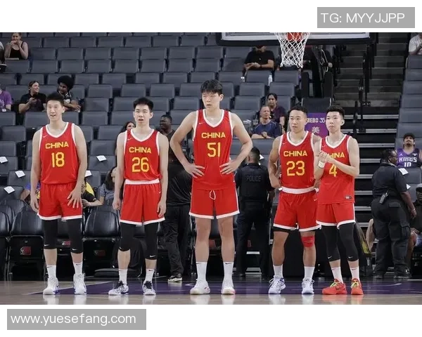中国男篮与美国男篮经典对决重播回顾精彩瞬间与战术分析 中国男篮与美国男篮经典对决重播回顾精彩瞬间与战术分析