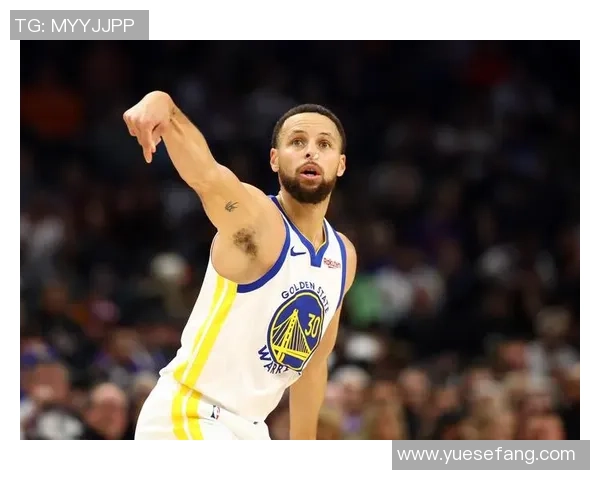 勇士与独行侠激战正酣NBA赛场精彩瞬间回顾与分析