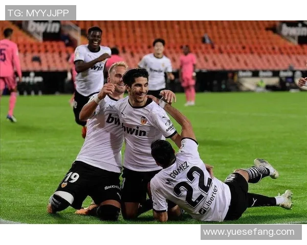 尤文图斯与摩纳哥激情对决海报解析与赛事前瞻 尤文图斯与摩纳哥激情对决海报解析与赛事前瞻