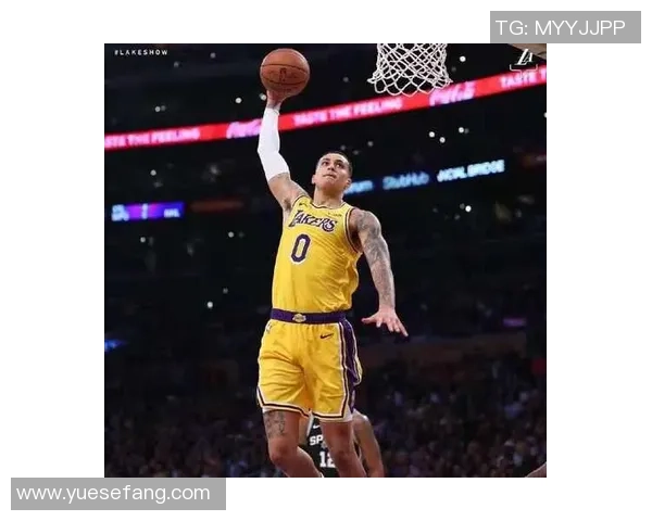 帕斯卡尔对决湖人展现个人风采引发球迷热议与期待