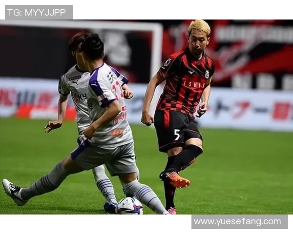 广岛三箭迎战冈萨多力争主场胜利展现球队实力与斗志