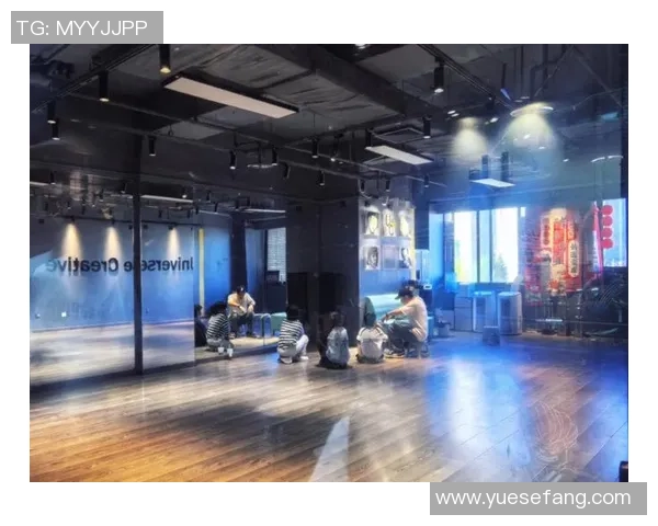 北京街舞队技术解析：从基础到创新的全景探讨与展示